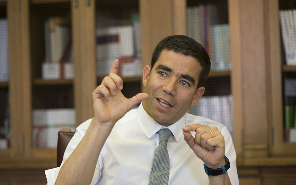 Leitão amaro defende que lei do retorno ajuda autoridades a combater imigração ilegal 2026