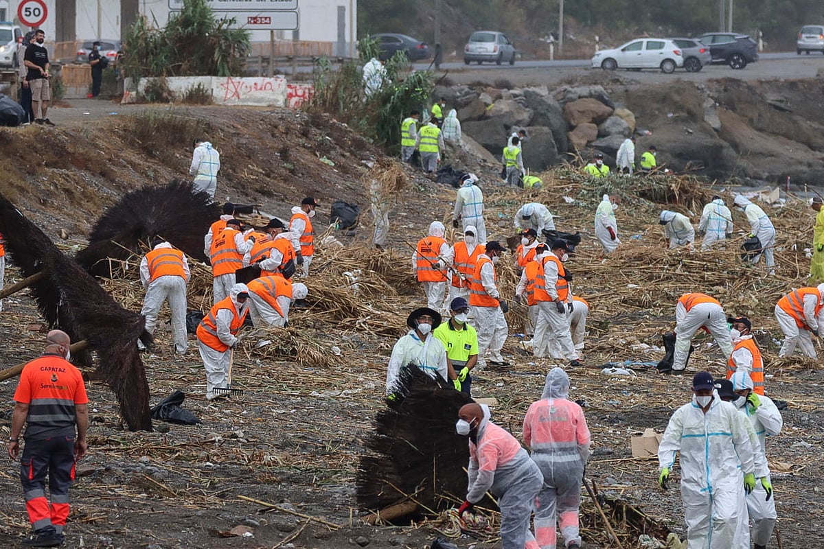 Migrantes voltam a ocupar praia de el trampolín em ceuta após operação de limpeza 2026 - justiça - iustitia. Bg Migrantes voltam a ocupar praia de el trampolín em ceuta após operação de limpeza 2026