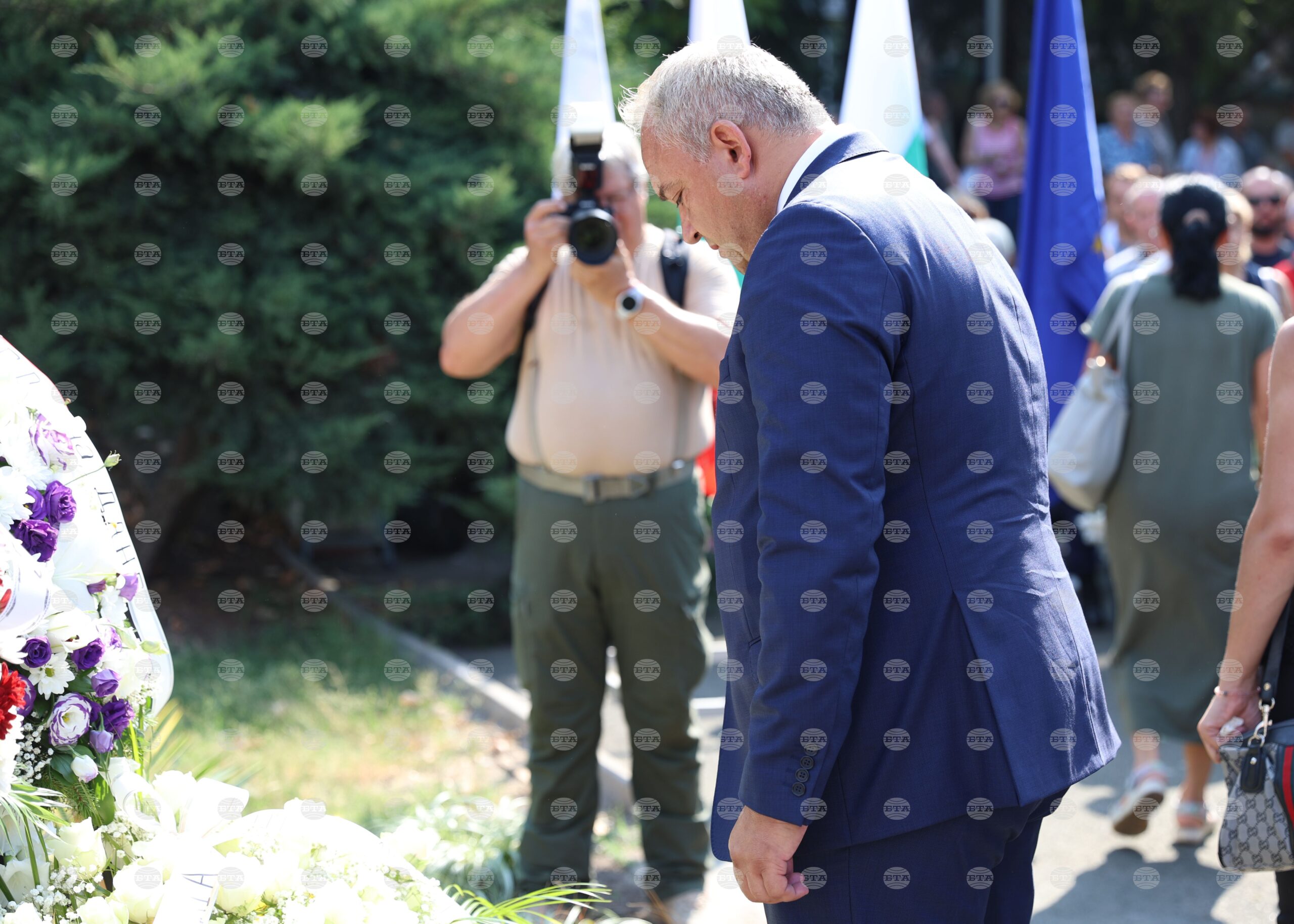 Министър демерджиев ще присъства на церемония по почитане паметта на двамата полицаи от бургас, загинали при опит да спрат автобус с мигранти 2026
