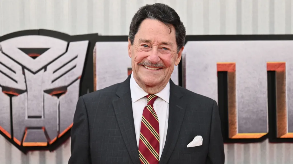 Ndahet nga jeta peter cullen, zëri legjendar i “optimus prime” dhe “eeyore” 2026 ndahet nga jeta peter cullen legjendar optimus prime dh 1 aktori kanadez i zërit peter cullen, i njohur në mbarë botën si zëri i optimus prime në “transformers” dhe i gomarit... Iustitia. Bg ndahet nga jeta peter cullen, zëri legjendar i “optimus prime” dhe “eeyore” 2026 2026-08-27 21:15:12 юстиция