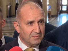 Радев отива при пострадалите в Струмяни след тежките наводнения 2026 Радев отива при пострадалите в Струмяни след тежките наводнения 2026