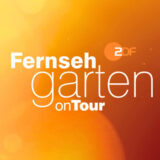 Logo des zdf-fernsehkarten on tour auf orange-gelbem hintergrund
