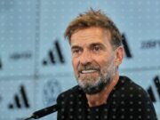 Селекционерът на Германия Юрген Клоп посети тренировката на Байерн Мюнхен 2026 Селекционерът на Германия Юрген Клоп посети тренировката на Байерн Мюнхен 2026