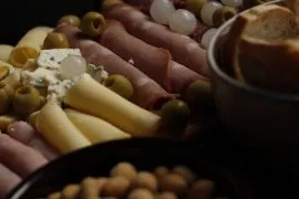 Шеесет и шест лица се затруле со храна минатиот месец, 44 од нив во фирма во прилеп 2026