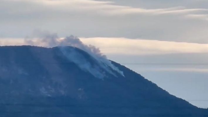 Situata e zjarreve, 4 vatra mbeten ende aktive, aktivizohen flakët në dajt dhe janë përhapur deri në priskë 2026