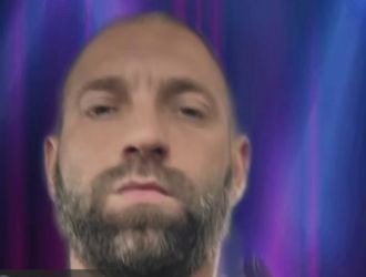Стоян колев с лайф след бягството от бургас: с натъртени крак и ръка, твърди, че е в чужбина 2026 stoyan kolev layf sled byagstvoto burgas natarteni krak 1 часове след бягството си от домашния арест, който трябваше да продължава да изтърпява в жилището си в ж. К. &bdquo;славейков&ldquo; в бургас, инфлуенсърът стоян колев се... Iustitia. Bg стоян колев с лайф след бягството от бургас: с натъртени крак и ръка, твърди, че е в чужбина 2026 2026-08-25 07:02:21 юстиция