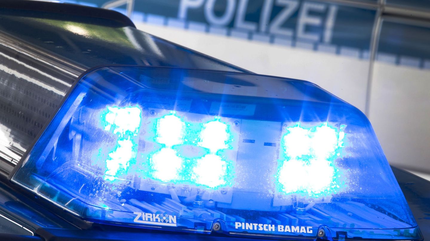 Streit: jugendliche sperrt mann nach streit in garage ein 2026