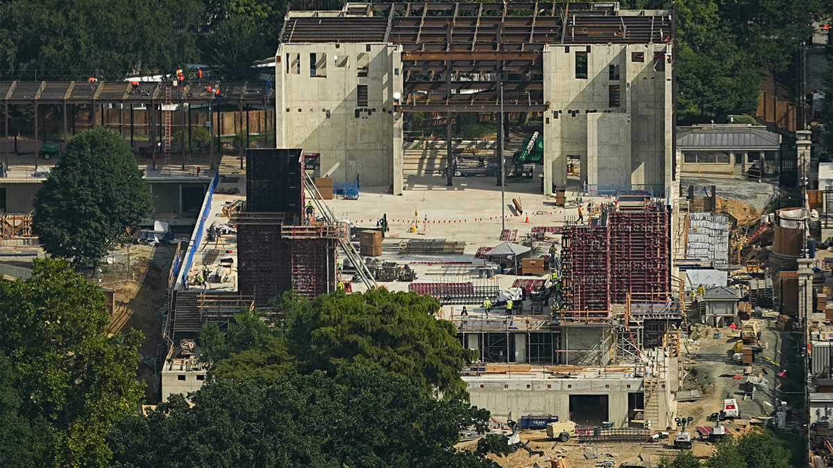 Trump's White House ballroom construction gets another lifeline from SCOTUS amid heated legal fight 2026