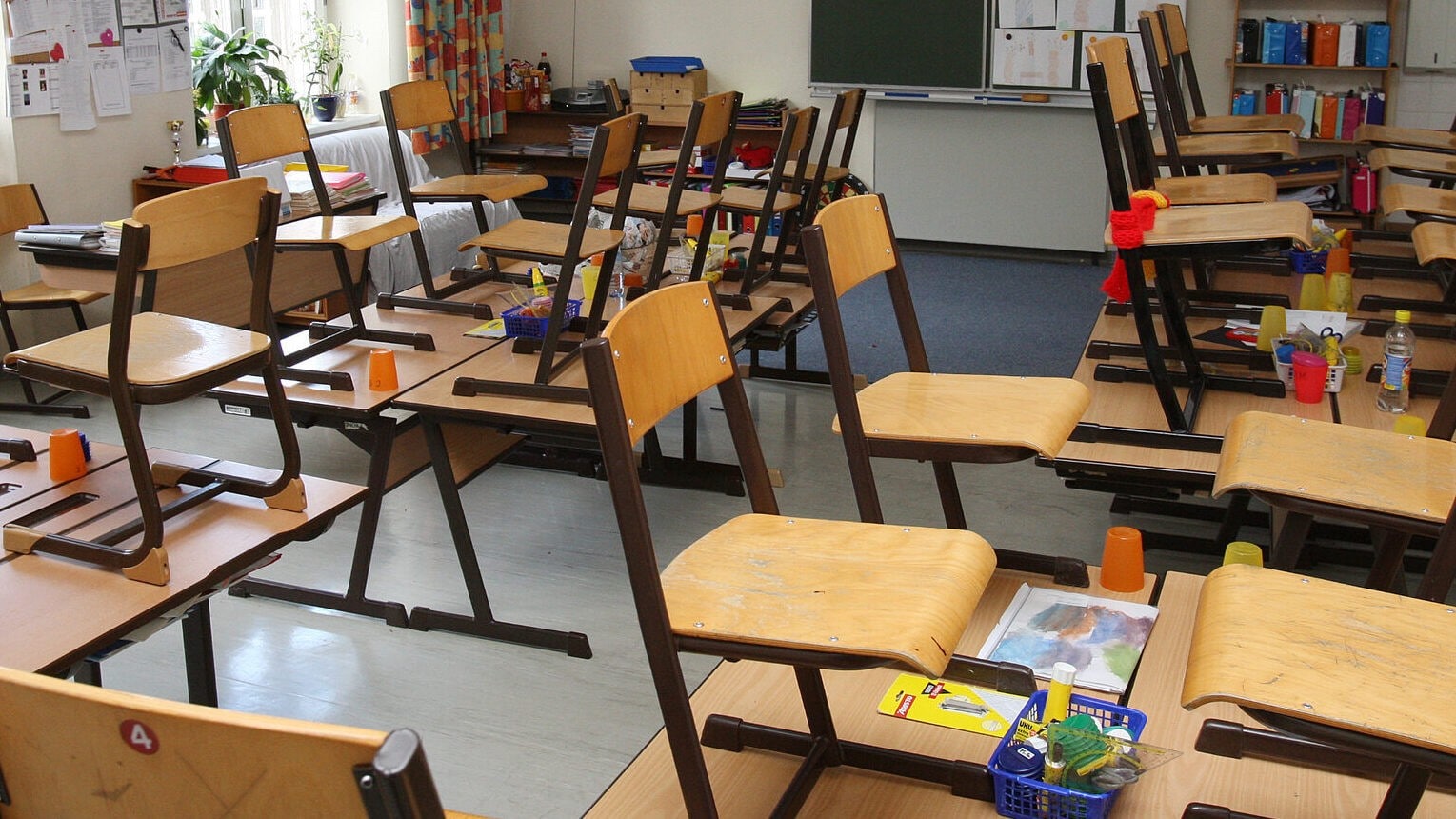 Vor schulstart - klassenwechsel für kind: jetzt spitzt sich lage zu 2026
