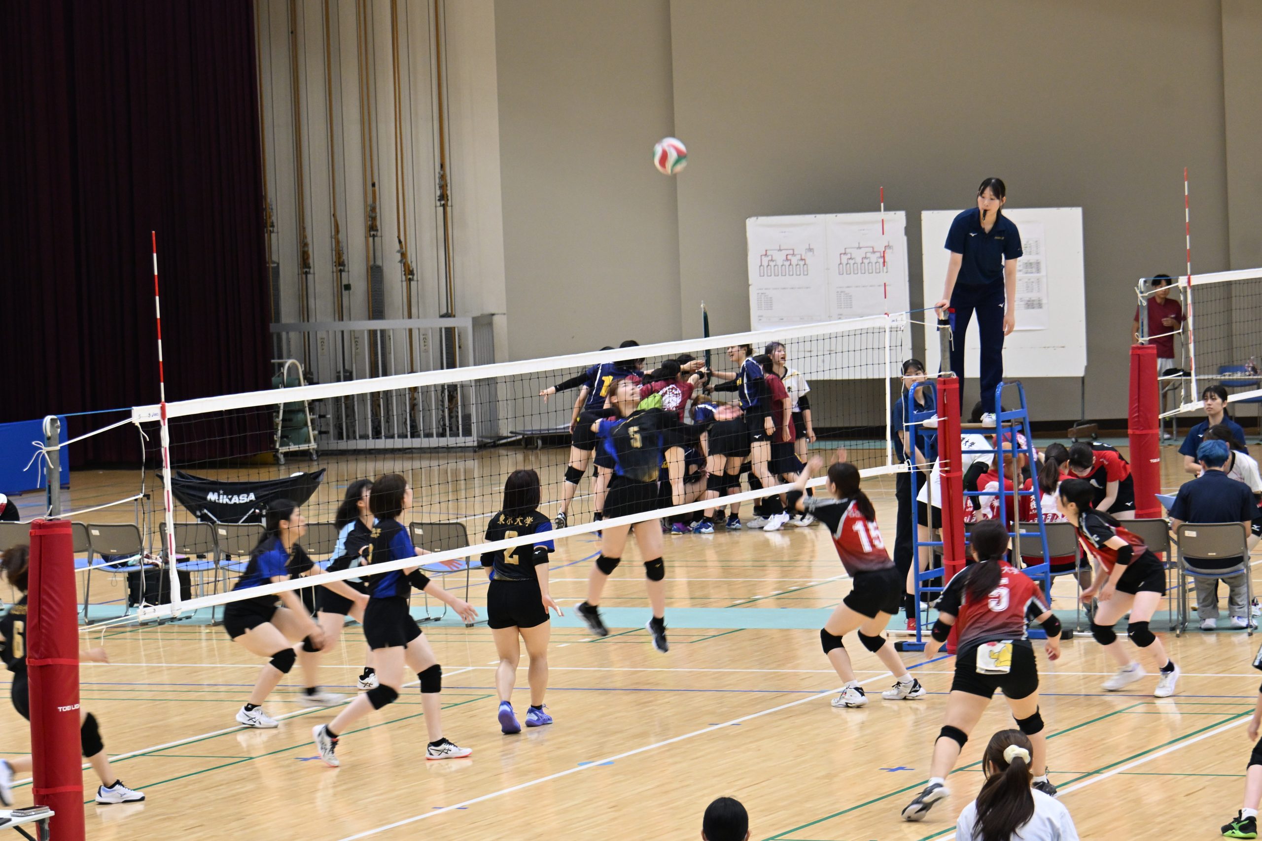 【女子バレー部】七大戦2日目 大阪大に接戦の末勝利 2026 - 正義 【女子バレー部】七大戦2日目 大阪大に接戦の末勝利 2026 2026 22 <span style="font-weight:... Iustitia. Bg 【女子バレー部】七大戦2日目 大阪大に接戦の末勝利 2026 2026-09-11 20:24:35 正義