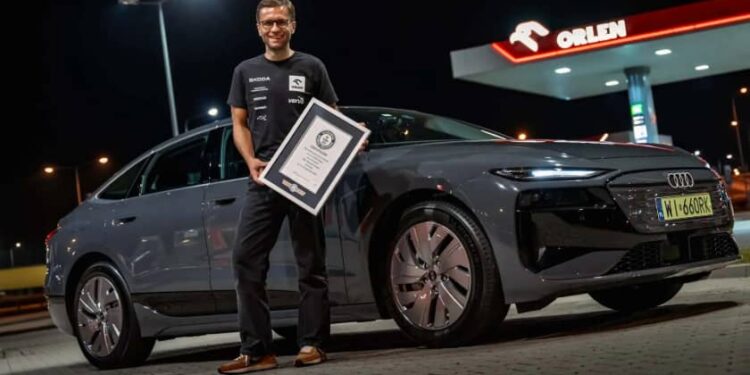 Audi a6 sportback e-tron performance: ρεκόρ γκίνες με ηλεκτρικό – διένυσε 1. 338 χλμ. Με μία φόρτιση 2026