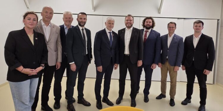 Augančio sendvario rūpesčiai – prie vieno stalo su ministru ir „via lietuva“ 2026 - teisingumas - iustitia. Bg Augančio sendvario rūpesčiai – prie vieno stalo su ministru ir „via lietuva“ 2026