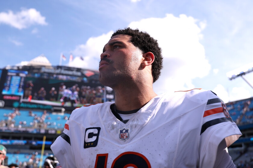 Bears qb caleb williams turns to simpler approach and gets spectacular results as more decisive passer 2026 - justice Charlotte, north carolina - september 13: caleb williams #18 of the chicago bears celebrates after their 59-37 win against the carolina panthers of the game at bank of america stadium on september 13, 2026 in charlotte, north carolina. (photo by david jensen/getty images) org xmit: 776511685