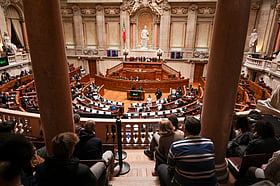 Moção de censura agendada para 8 de setembro e comissão permanente reúne um dia antes 2026