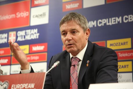 Srbija - albanija, konferencija dragan stojković piksi Srbija - albanija, konferencija dragan stojković piksi