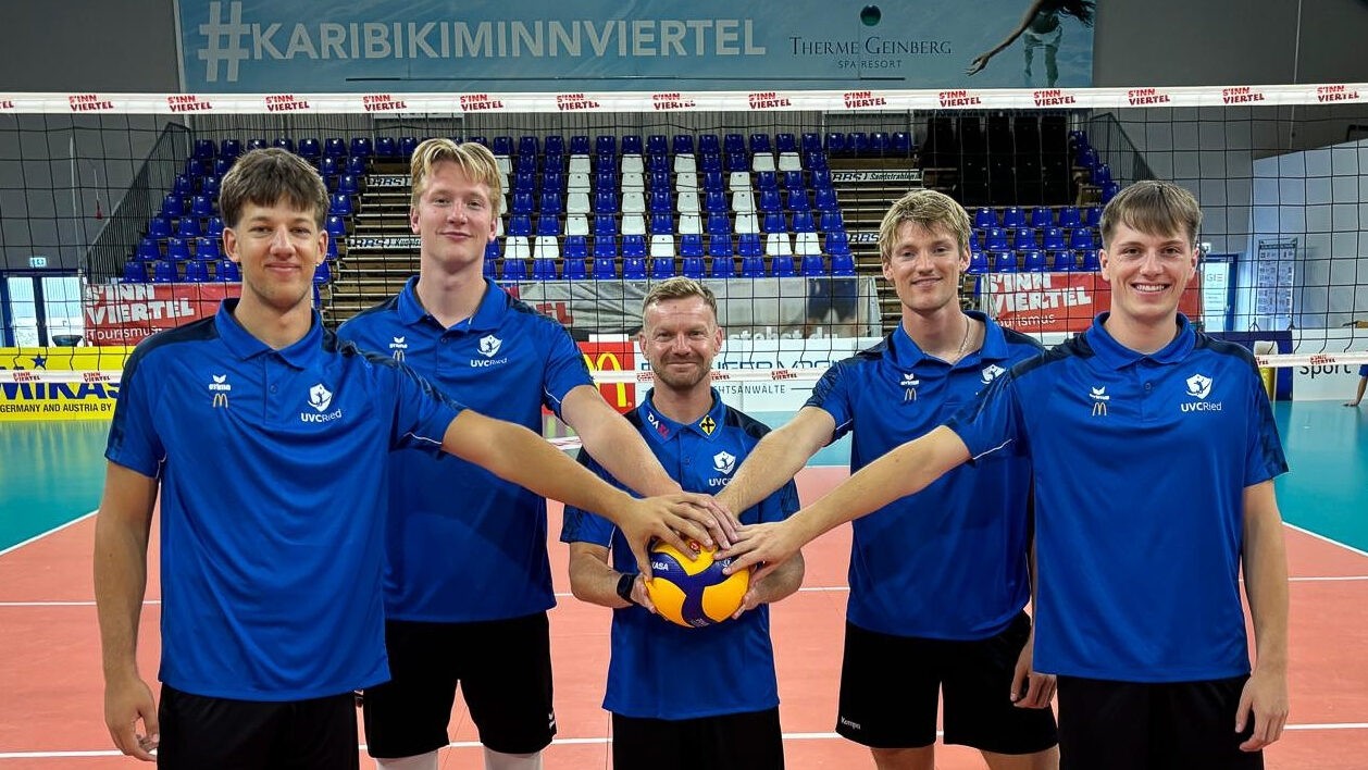 Deutschland-rückkehrer - traumstrände adé! Coach nun am harten rieder boden 2026