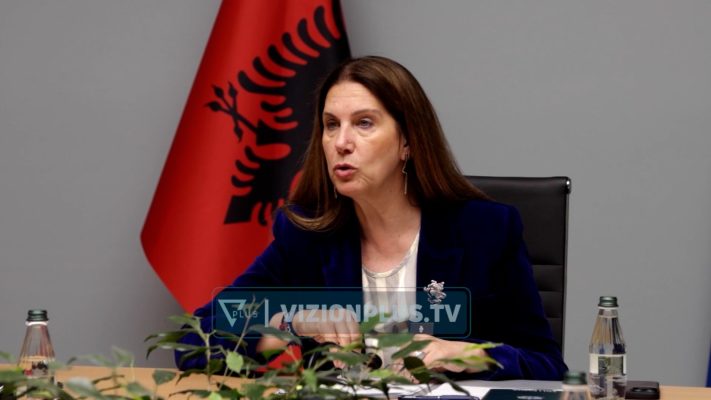 Dita e parë e shkollës, kumbaro: një nisje e re përmes orientimit, sigurisë dhe emocioneve të bukura 2026