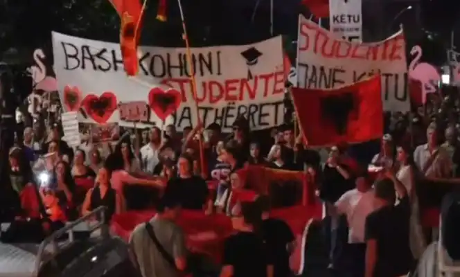 Dita e 95 e protestës, nis marshimi në rrugë 2026