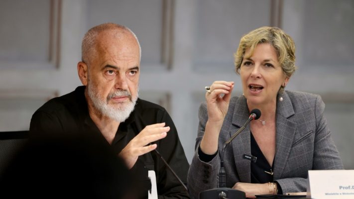 Dorëheqja e evis salës si ministre e shëndetësisë, rama: do të vijojë të jetë një ndihmë e çmuar në angazhimin ndërkombëtar! 2026