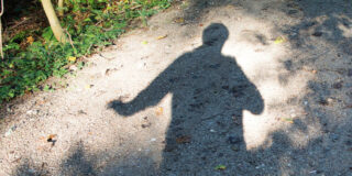 Entblößt vor 16-jähriger beim gassigehen: polizei sucht exhibitionisten in lünen 2026