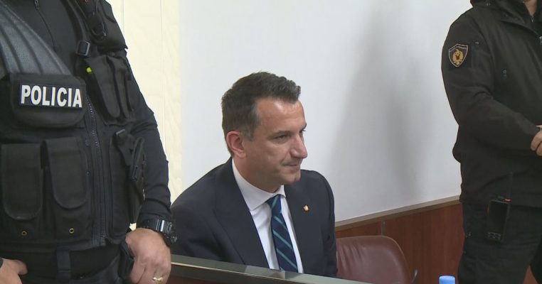 Erion veliaj shkarkon nënkryetarin e bashkisë tiranë, blendi sulaj 2026