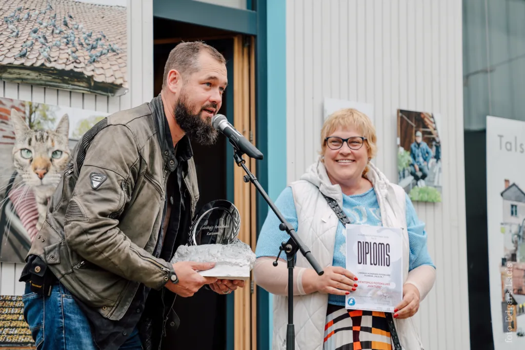 Lielākais ikgadējais fotopasākums fotogalerija + raksts: talsos aizvadīts lielākais ikgadējais fotopasākums latvijā 2026 fotogalerija raksts talsos aizvad liel kais ikgad jais 17 lielākais ikgadējais fotopasākums šobrīd talsu kultūras centrā apskatāmas pat vairākas fotogrāfu izstādes&nbsp;– ne tikai divos centra stāvos, bet arī... Iustitia. Bg fotogalerija + raksts: talsos aizvadīts lielākais ikgadējais fotopasākums latvijā 2026 2026-09-25 13:33:19 taisnīgums - iustitia. Bg lielākais ikgadējais fotopasākums