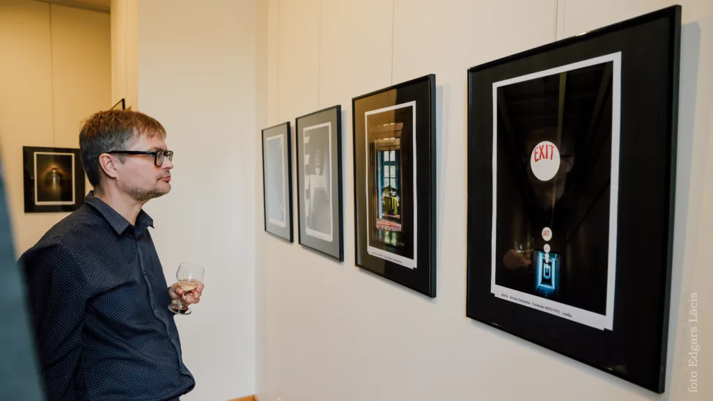 Lielākais ikgadējais fotopasākums fotogalerija + raksts: talsos aizvadīts lielākais ikgadējais fotopasākums latvijā 2026 fotogalerija raksts talsos aizvad liel kais ikgad jais 43 lielākais ikgadējais fotopasākums šobrīd talsu kultūras centrā apskatāmas pat vairākas fotogrāfu izstādes&nbsp;– ne tikai divos centra stāvos, bet arī... Iustitia. Bg fotogalerija + raksts: talsos aizvadīts lielākais ikgadējais fotopasākums latvijā 2026 2026-09-25 13:33:19 taisnīgums - iustitia. Bg lielākais ikgadējais fotopasākums