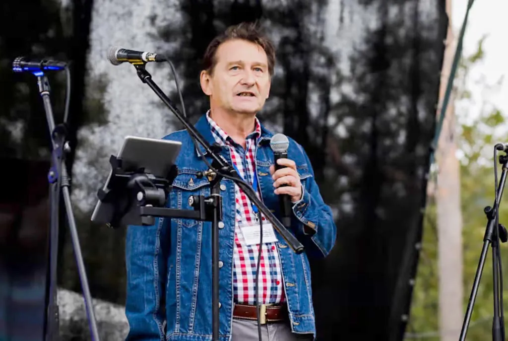 Bomo do konca biščak glede komisije tamare vonta napoveduje ovadbe: “šli bomo do konca! ” 2026 glede komisije tamare vonta napoveduje ovadbe bomo konc bomo do konca piše: sara kovač
jože biščak, dolgoletni novinar, nekdanji odgovorni urednik tednika demokracija in direktor založbe... Iustitia. Bg biščak glede komisije tamare vonta napoveduje ovadbe: “šli bomo do konca! ” 2026 2026-09-24 16:28:51 pravosodje - iustitia. Bg bomo do konca