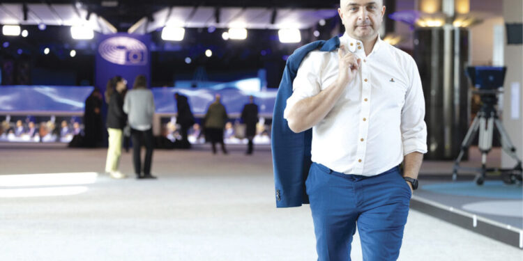 Gordan bosanac ‘šefovi stranaka epp-a glasali su da se iz naslova rasprave o otpadu maknu pfas i hrvatska. Štitili su plenkovića’ 2026