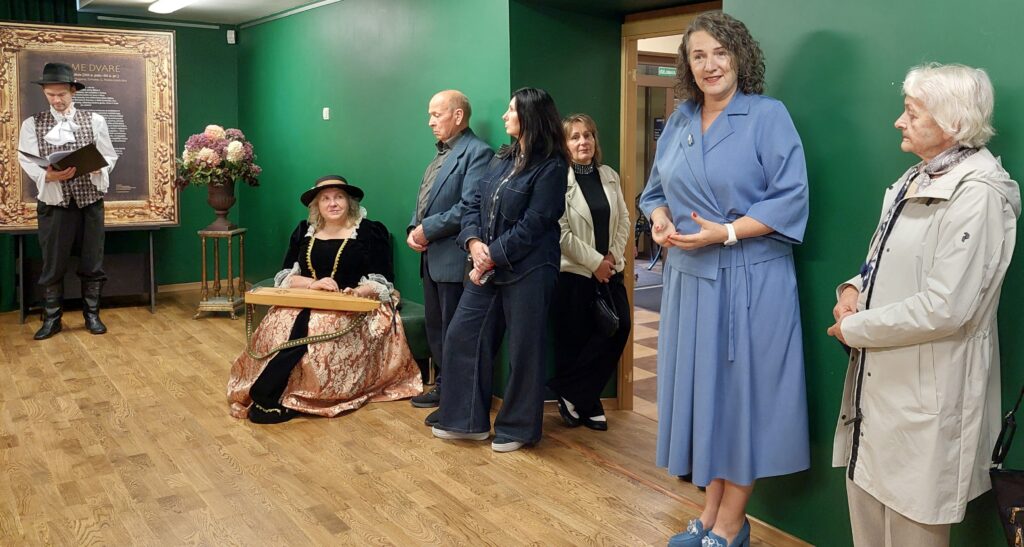 Europos paveldo dienų vėžaičiuose – lietuvių literatūros klasikėms skirta paroda 2026 iuose lietuvi literat ros klasik skirta paroda 2026 1 europos paveldo dienų iustitia. Bg vėžaičių kultūros centre praėjusį penktadienį europos paveldo dienų renginių ciklas „dvaras atgyja“ prasidėjo kilnojamosios parodos „sename dvare. Literatūros klasikės (xix a.... Vėžaičiuose – lietuvių literatūros klasikėms skirta paroda 2026 2026-09-25 08:33:00 teisingumas - iustitia. Bg europos paveldo dienų