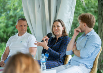 Kai apgaulė skamba kaip tiesa: kodėl sukčiams nebereikia jūsų slaptažodžio 2026