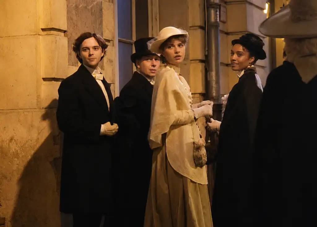 A Lady and the Budapest Night: British Series “The Portrait of a Lady” Takes Over Zrínyi Street 2026