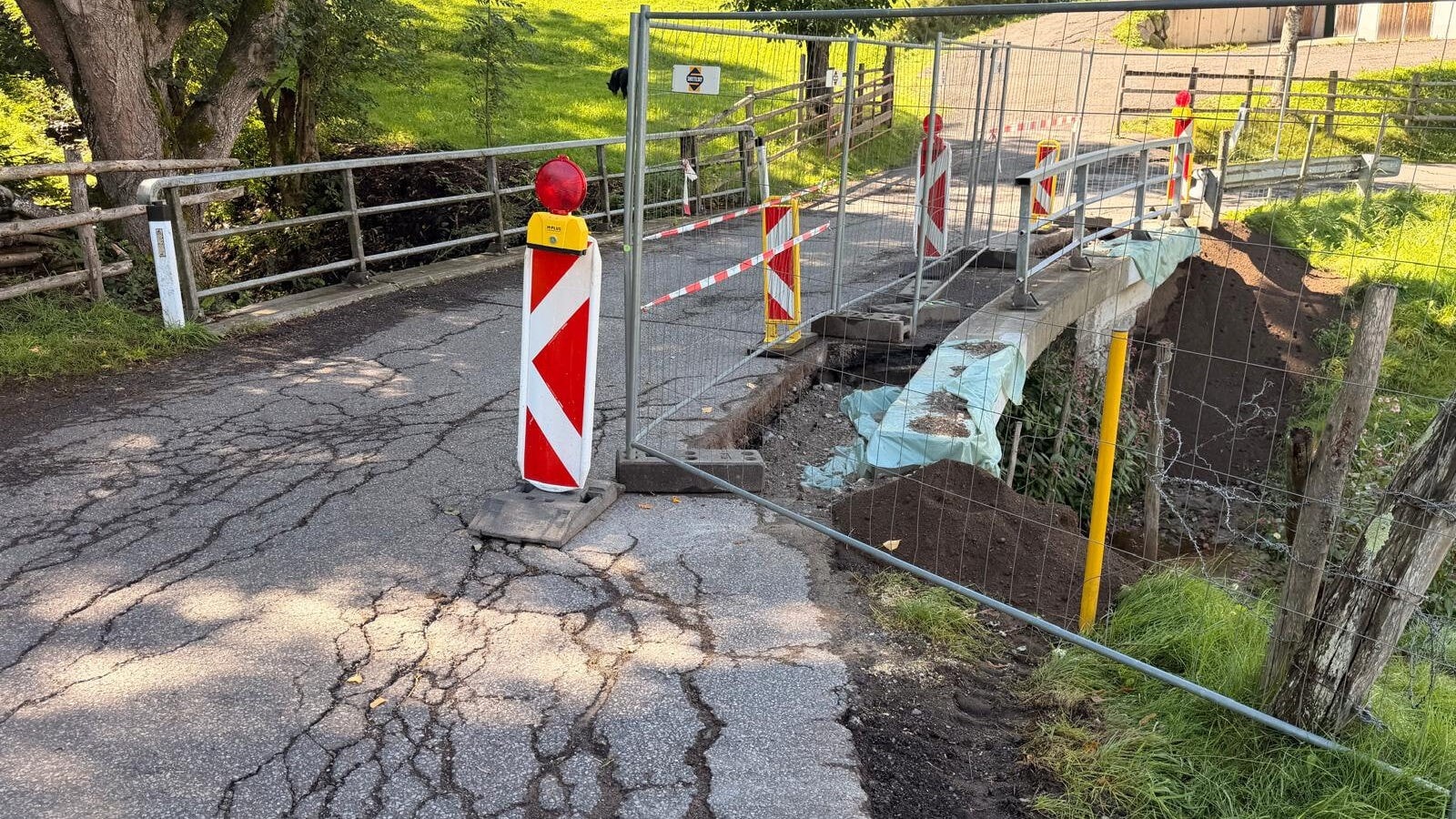 Laster blieb stecken - navi-chaos: 20. 000 euro schaden nach lkw-irrfahrt 2026