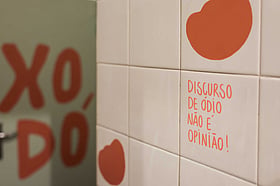 Mais de metade dos jovens viu discurso de ódio ‘online’ no último ano 2026