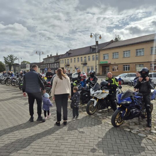 Motociklininkų kolona rokiškio motociklininkų kolona rokiškio gimtadienį skelbė „visu garsu“ 2026 motociklinink kolona roki kio gimtadien skelb visu gars 187 motociklininkų kolona rokiškio iustitia. Bg gimtasis rokiškis
ne tik techninio sporto mėgėjus žavi motociklininkų kolonos: tai ir laisvės pojūtis, bendrystės jausmas, tarsi kelias taptų bendras visiems. Rokiškio 527-ojo... Motociklininkų kolona rokiškio gimtadienį skelbė „visu garsu“ 2026 2026-09-24 12:55:37 teisingumas - iustitia. Bg motociklininkų kolona rokiškio