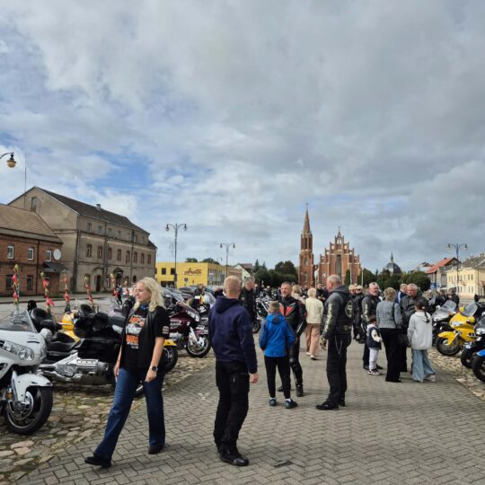 Motociklininkų kolona rokiškio motociklininkų kolona rokiškio gimtadienį skelbė „visu garsu“ 2026 motociklinink kolona roki kio gimtadien skelb visu gars 197 motociklininkų kolona rokiškio iustitia. Bg gimtasis rokiškis
ne tik techninio sporto mėgėjus žavi motociklininkų kolonos: tai ir laisvės pojūtis, bendrystės jausmas, tarsi kelias taptų bendras visiems. Rokiškio 527-ojo... Motociklininkų kolona rokiškio gimtadienį skelbė „visu garsu“ 2026 2026-09-24 12:55:37 teisingumas - iustitia. Bg motociklininkų kolona rokiškio