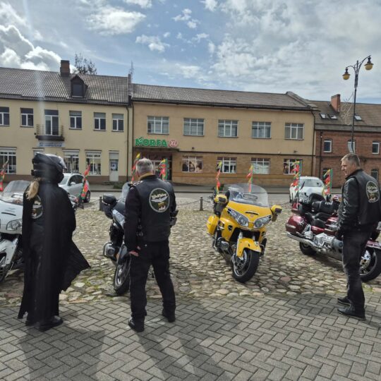 Motociklininkų kolona rokiškio motociklininkų kolona rokiškio gimtadienį skelbė „visu garsu“ 2026 motociklinink kolona roki kio gimtadien skelb visu gars 202 motociklininkų kolona rokiškio iustitia. Bg gimtasis rokiškis
ne tik techninio sporto mėgėjus žavi motociklininkų kolonos: tai ir laisvės pojūtis, bendrystės jausmas, tarsi kelias taptų bendras visiems. Rokiškio 527-ojo... Motociklininkų kolona rokiškio gimtadienį skelbė „visu garsu“ 2026 2026-09-24 12:55:37 teisingumas - iustitia. Bg motociklininkų kolona rokiškio