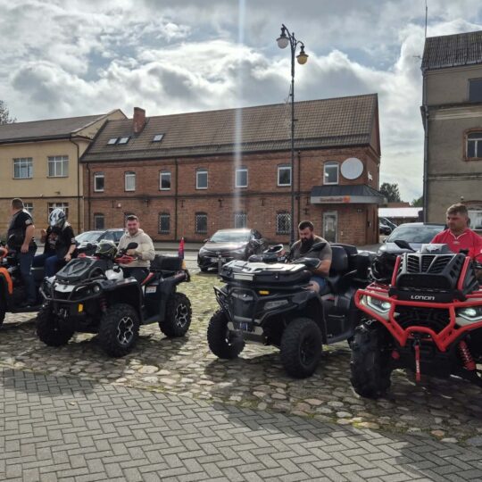 Motociklininkų kolona rokiškio motociklininkų kolona rokiškio gimtadienį skelbė „visu garsu“ 2026 motociklinink kolona roki kio gimtadien skelb visu gars 208 motociklininkų kolona rokiškio iustitia. Bg gimtasis rokiškis
ne tik techninio sporto mėgėjus žavi motociklininkų kolonos: tai ir laisvės pojūtis, bendrystės jausmas, tarsi kelias taptų bendras visiems. Rokiškio 527-ojo... Motociklininkų kolona rokiškio gimtadienį skelbė „visu garsu“ 2026 2026-09-24 12:55:37 teisingumas - iustitia. Bg motociklininkų kolona rokiškio
