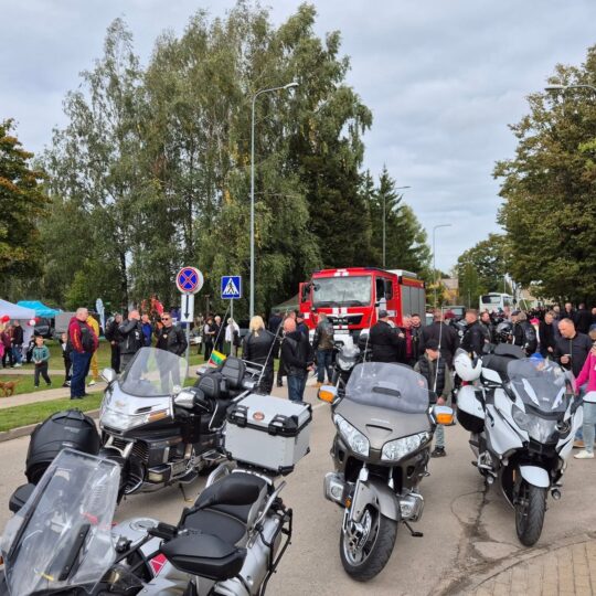 Motociklininkų kolona rokiškio motociklininkų kolona rokiškio gimtadienį skelbė „visu garsu“ 2026 motociklinink kolona roki kio gimtadien skelb visu gars 213 motociklininkų kolona rokiškio iustitia. Bg gimtasis rokiškis
ne tik techninio sporto mėgėjus žavi motociklininkų kolonos: tai ir laisvės pojūtis, bendrystės jausmas, tarsi kelias taptų bendras visiems. Rokiškio 527-ojo... Motociklininkų kolona rokiškio gimtadienį skelbė „visu garsu“ 2026 2026-09-24 12:55:37 teisingumas - iustitia. Bg motociklininkų kolona rokiškio