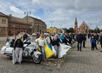 Motociklininkų kolona rokiškio gimtadienį skelbė „visu garsu“ 2026