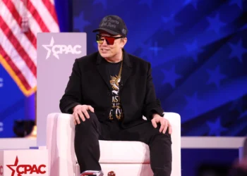 «musk»: το ντοκιμαντέρ που μεγάλωνε όσο μεγάλωνε η εξουσία του – και οι άνθρωποι που φοβήθηκαν να μιλήσουν 2026
