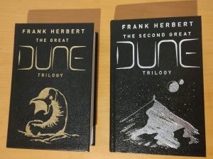 Најновите ажурирања на играта „dune: awakening“ 2026 - правда - юстиция Книгите dune фотографија од лична архива на иван стојановски