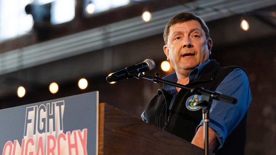 Platner's replacement faces new Senate campaign headache tied to his son's lobbying 2026