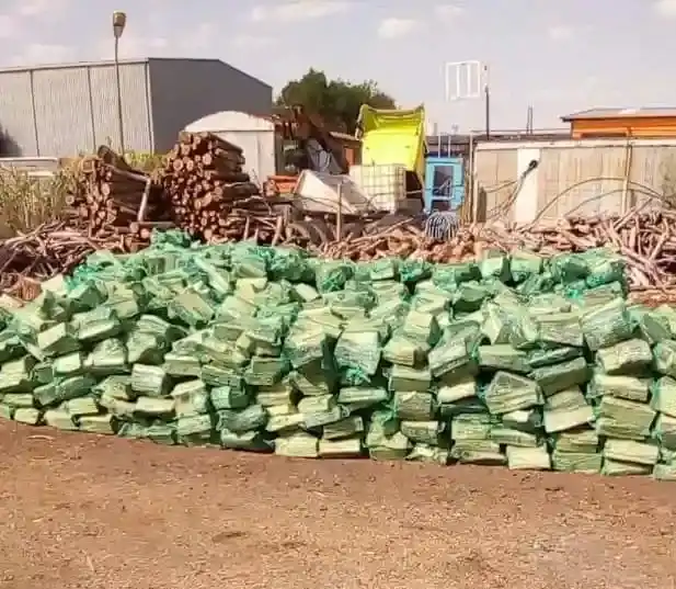 40 litre net bags of kiln dried firewood logs 10 kg, seasoned birch, eco firewood, stove logs, fireplace fuel, home heating wood