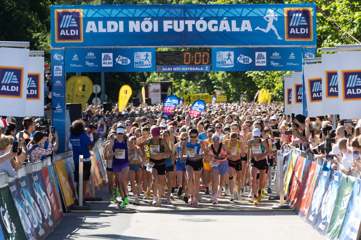 Over 10,000 Women Runners Kick Off Summer in Budapest