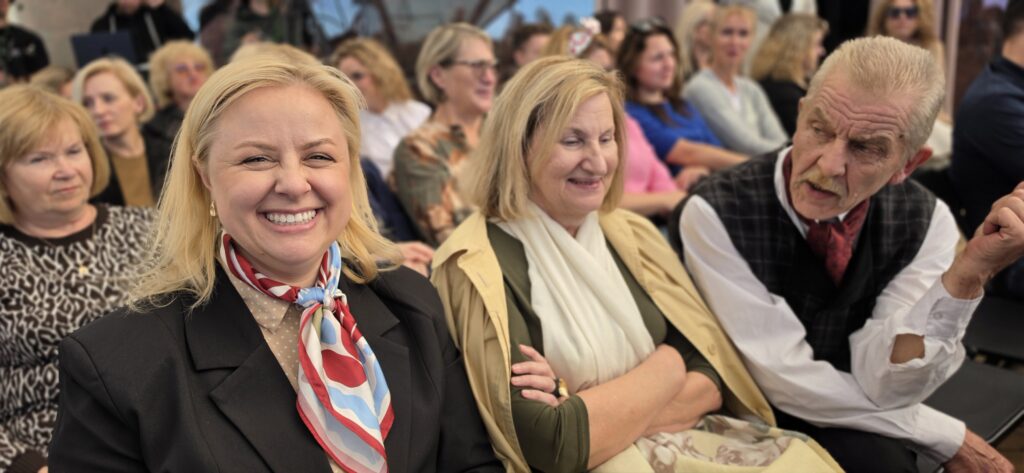 Klaipėdos rajono svencelėje – klaipėdos rajono kultūros forumas 2026 svencel klaip dos rajono kult ros forumas 2026 225 klaipėdos rajono iustitia. Bg rugsėjo mėnesį lietuva oficialiai mini kultūros dieną, kuri kviečia visuomenę atsigręžti į gilias mūsų šalies kultūros šaknis, įvertinti meno kūrėjų indėlį ir kartu kurti... Svencelėje – klaipėdos rajono kultūros forumas 2026 2026-09-24 11:08:29 teisingumas - iustitia. Bg klaipėdos rajono