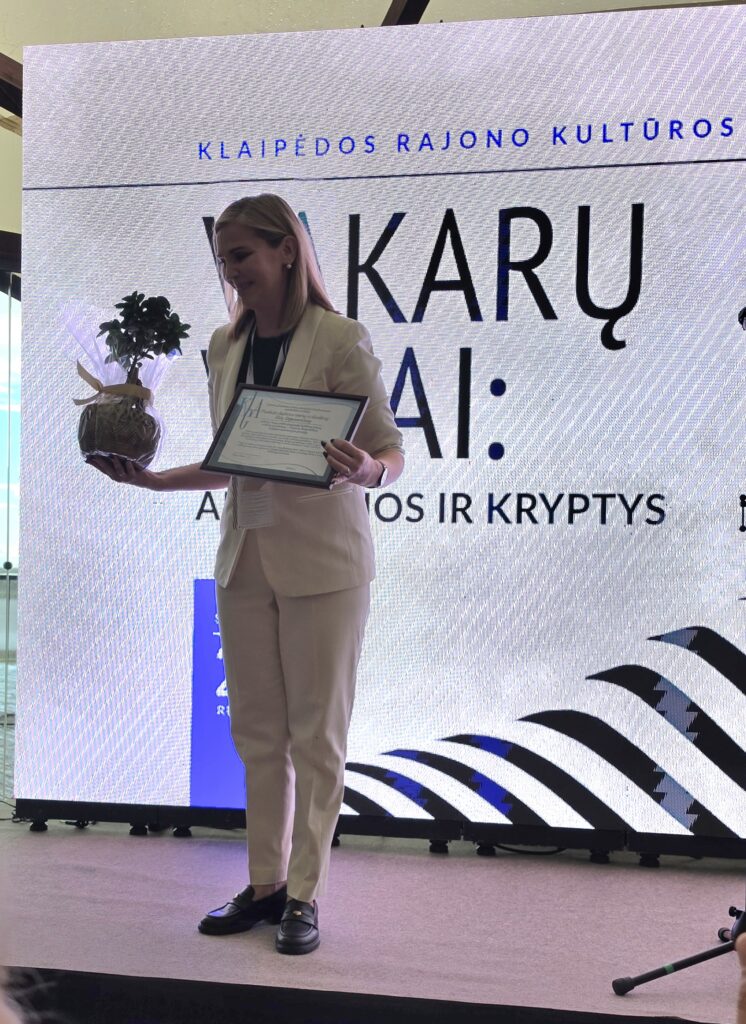 Kultūros svencelėje – klaipėdos rajono kultūros forumas 2026 svencel klaip dos rajono kult ros forumas 2026 237 kultūros iustitia. Bg rugsėjo mėnesį lietuva oficialiai mini kultūros dieną, kuri kviečia visuomenę atsigręžti į gilias mūsų šalies kultūros šaknis, įvertinti meno kūrėjų indėlį ir kartu kurti... Svencelėje – klaipėdos rajono kultūros forumas 2026 2026-09-24 11:02:29 teisingumas - iustitia. Bg kultūros