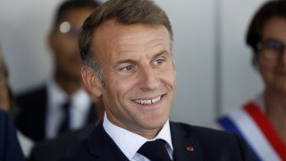 Visiting french president will join king charles iii and prime minister to see bayeux tapestry 2026