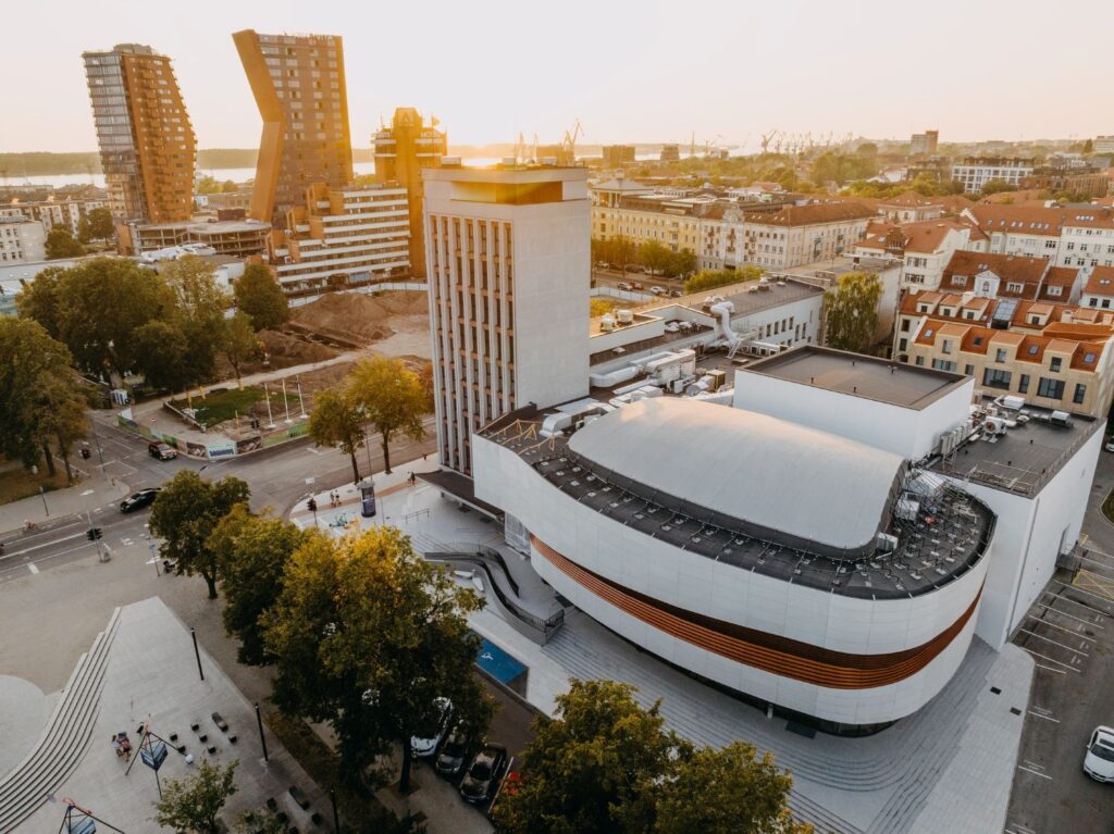 „mažylis mocartas“ kvies patirti teatrą kitaip 2026 - teisingumas - iustitia. Bg Autizmo spektro sutrikimą „mažylis mocartas“ kvies patirti teatrą kitaip 2026 ylis mocartas kvies patirti teatr kitaip 2026 1 autizmo spektro sutrikimą iustitia. Bg klaipėdos „lietaus vaikų“ vadovė diana stadalninkė su dukra aukse, kuri daug metų savanoriauja šioje organizacijoje. Asmeninio albumo nuotrauka rugsėjo 27 d. 12 val.... „mažylis mocartas“ kvies patirti teatrą kitaip 2026 2026-09-24 05:45:36 teisingumas - iustitia. Bg autizmo spektro sutrikimą