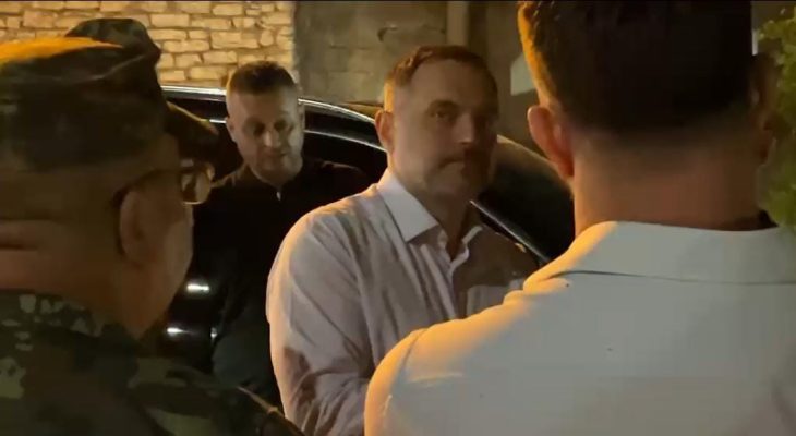 Zjarri në Levan, ministri Nufi mbërrin në terren 2026